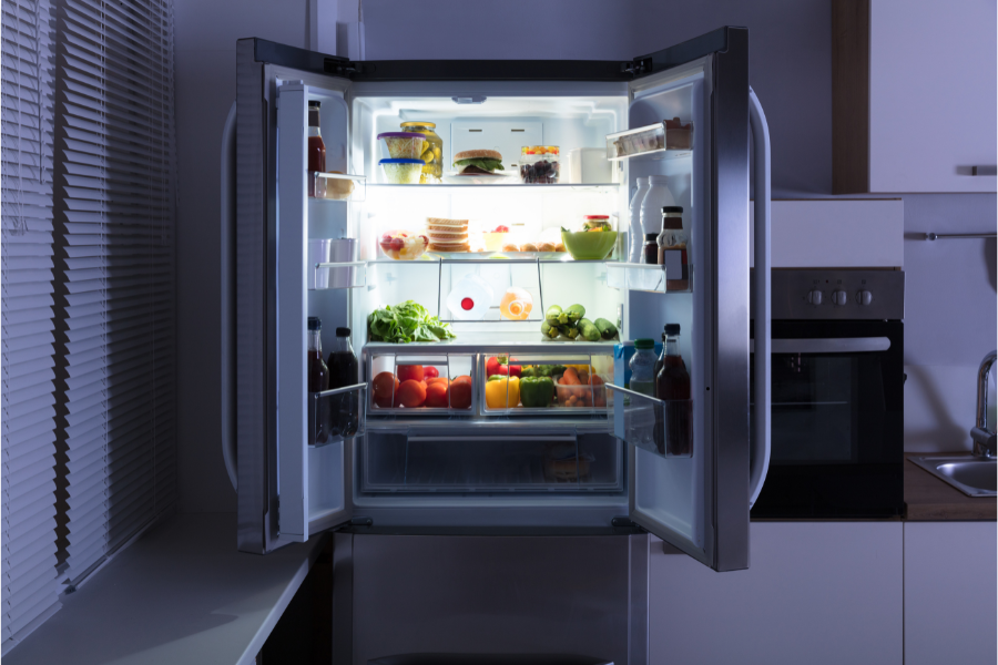 emplacement-frigo-americain-cuisine.jpg emplacement idéal d’un frigo américain dans une cuisine